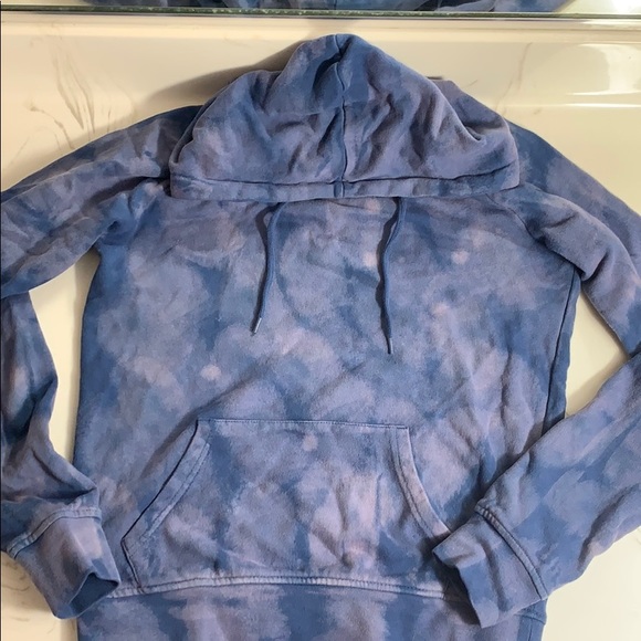 zine tie dye hoodie